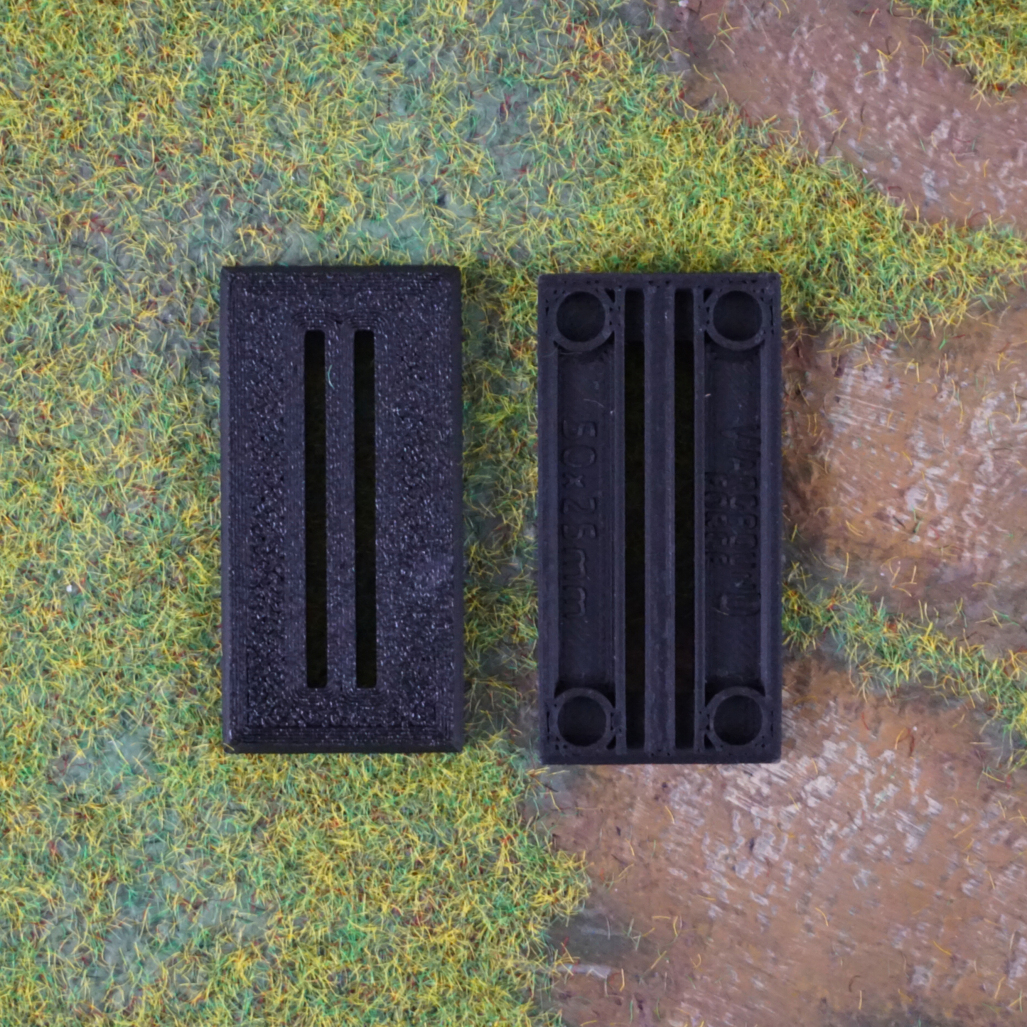 50x25mm - Peanas cuadradas con ranura (10 unidades)